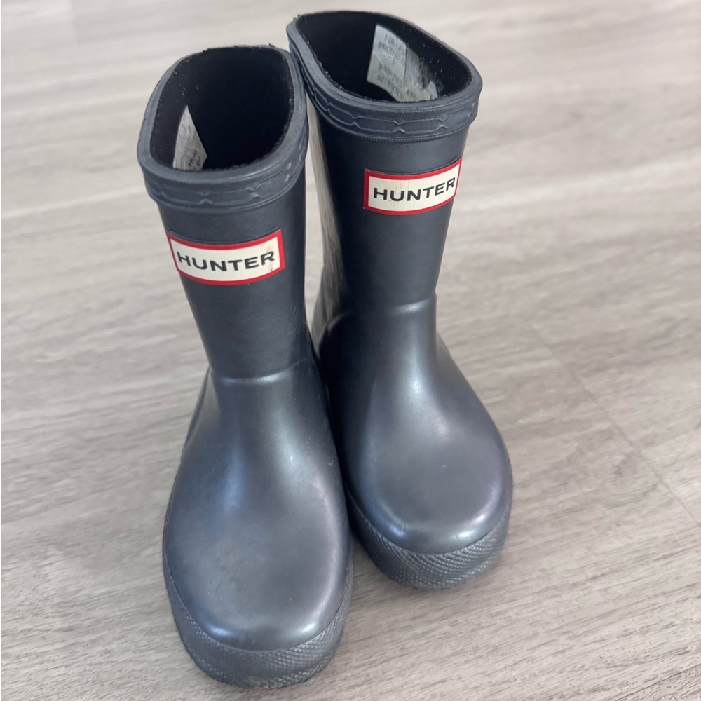 Hunter Classic Black Boots (Like New)